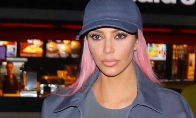 Derfor valgte Kim Kardashian å få ei jente